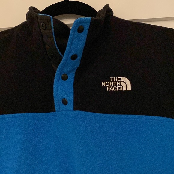 The North Face fleece - Picture 2 of 4